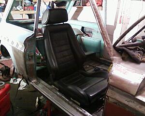 Click image for larger version  Name:	Leather Recaro bolted in.jpg Views:	0 Size:	168.0 KB ID:	520